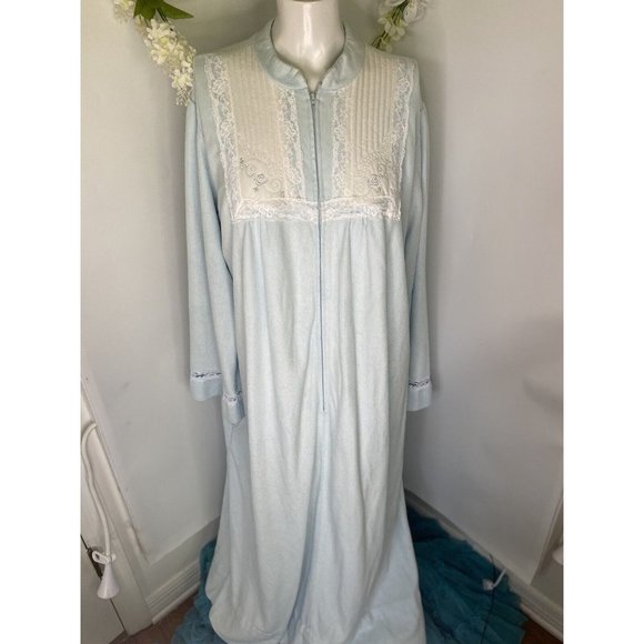 Vintage Heiress Long Robe Light Blue White Lace Pockets Zipped‎ XLarge USA Made - Picture 1 of 16
